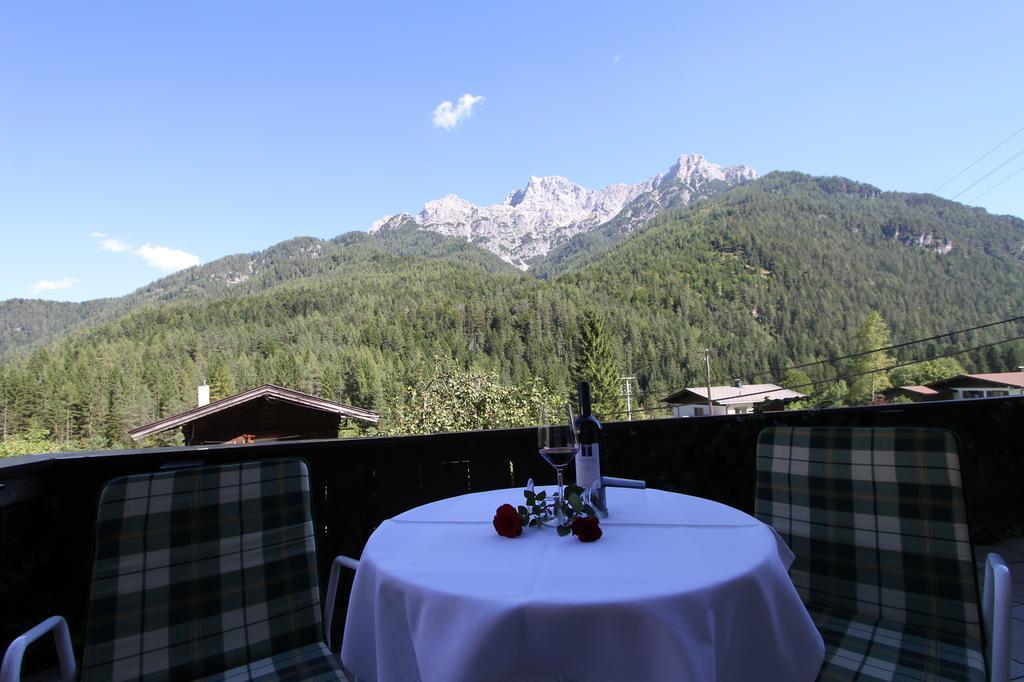 Gasthof St. Adolari Ξενοδοχείο Sankt Ulrich am Pillersee Δωμάτιο φωτογραφία