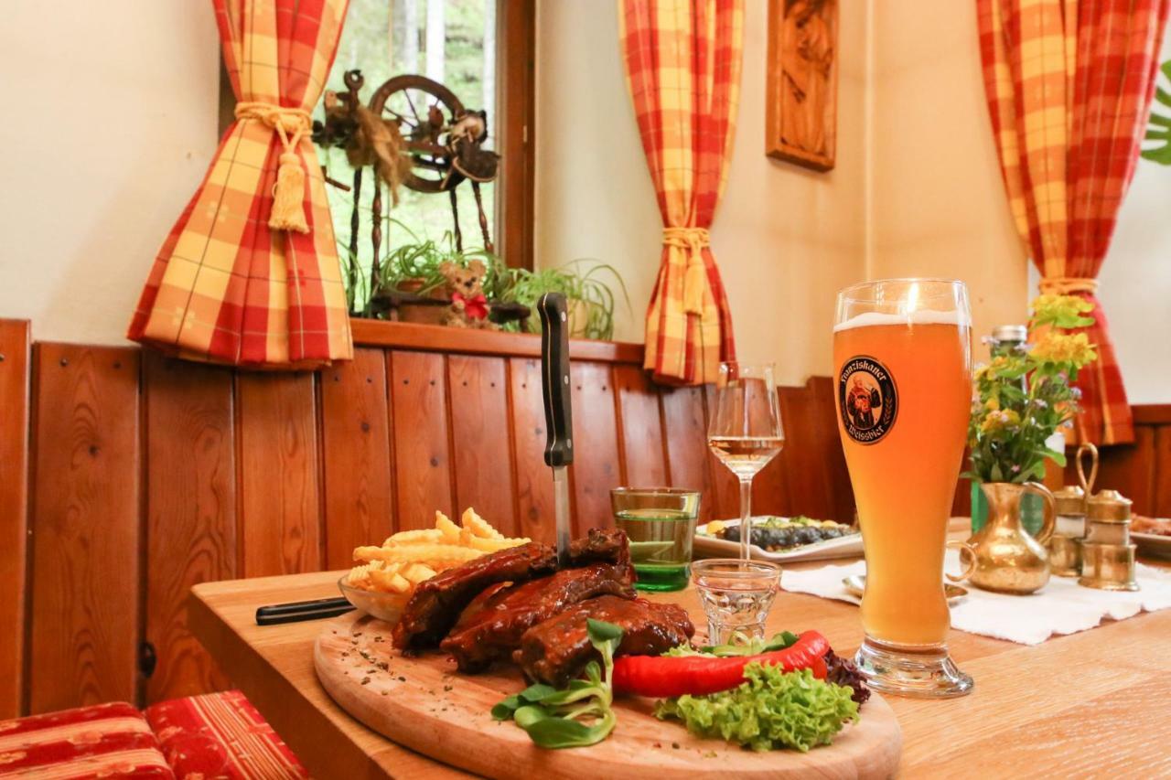 Gasthof St. Adolari Ξενοδοχείο Sankt Ulrich am Pillersee Εξωτερικό φωτογραφία